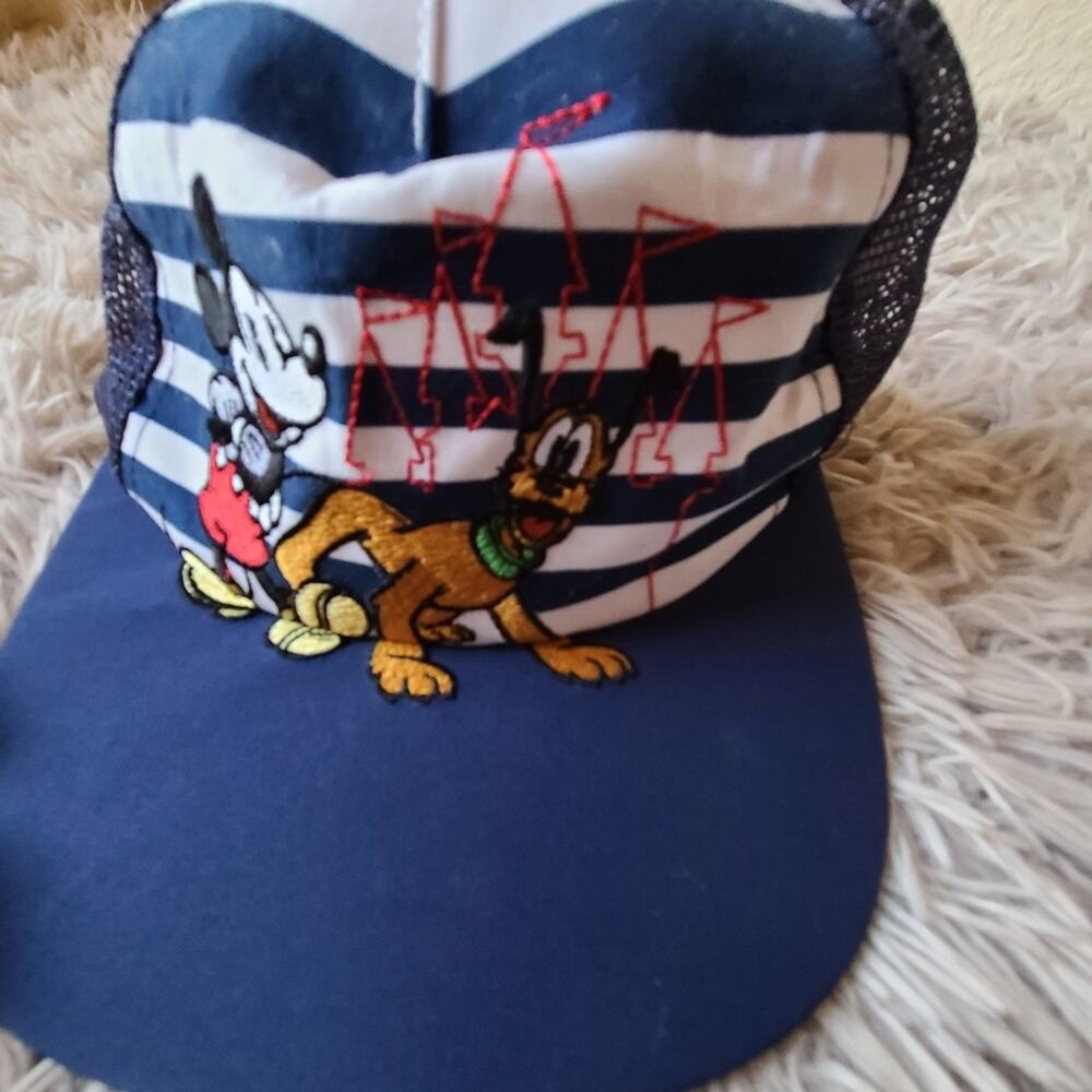Disney Mickey Mouse and Pluto Infant Hat One Size - Picture 8 of 8
